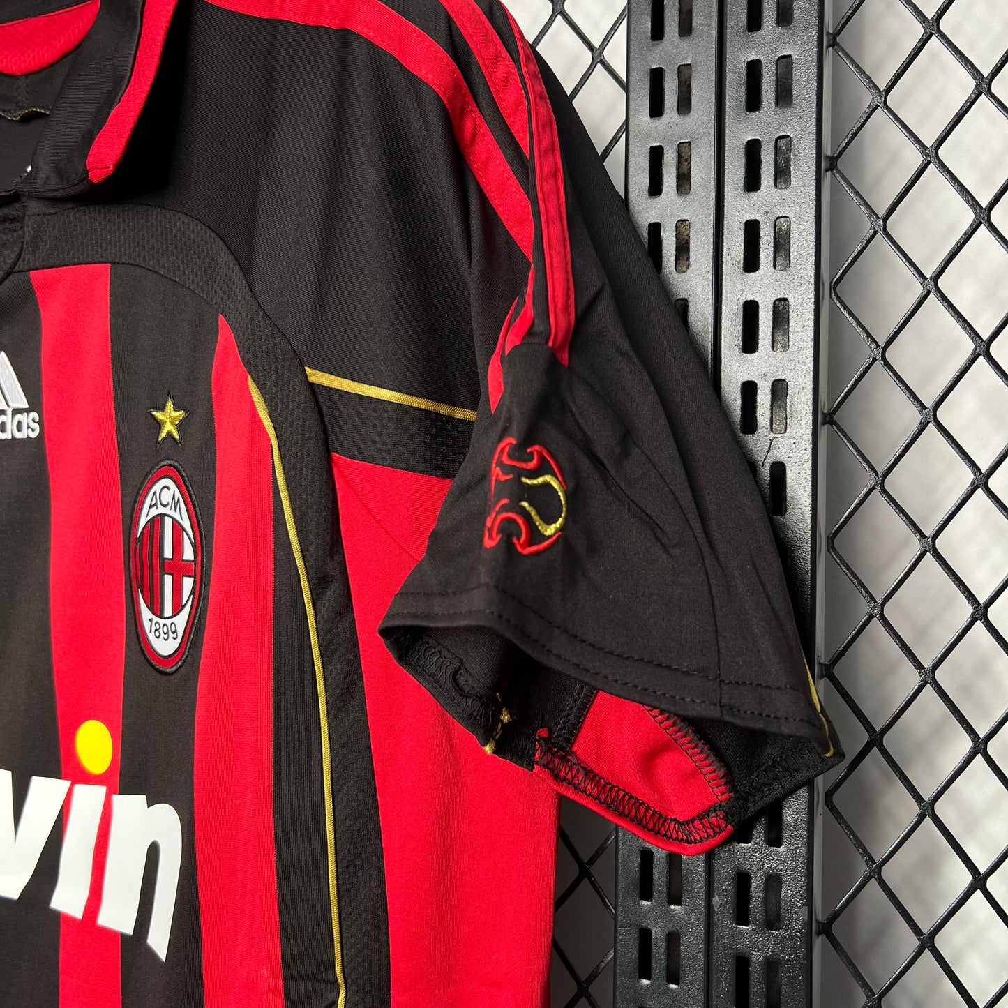 Retro AC Milan 2006/07 Home Shirt