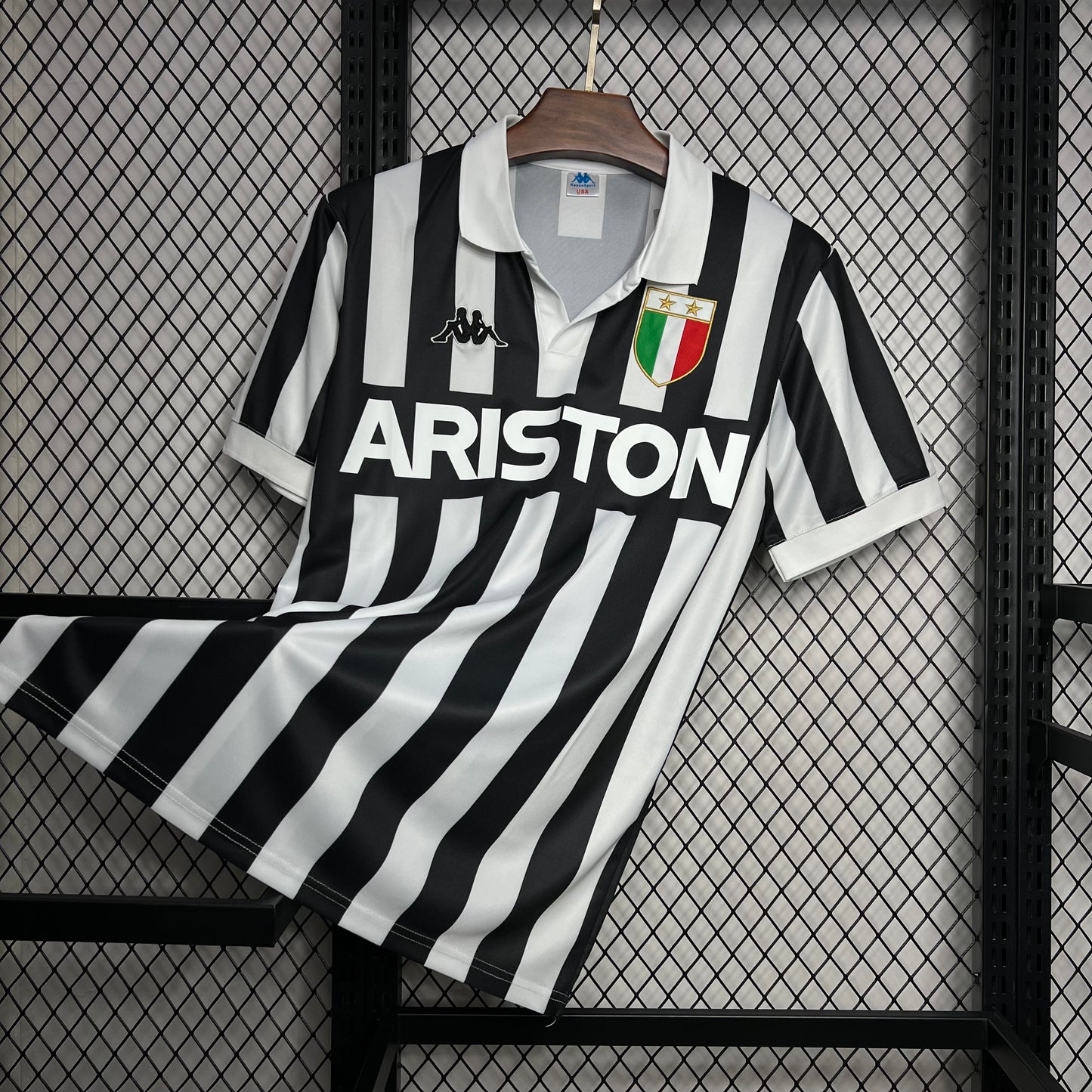 Retro Juventus 1984/85 Home Shirt