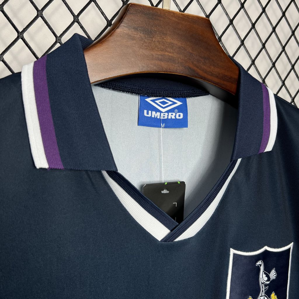 Retro Tottenham Hotspur 1994/95 Away Shirt