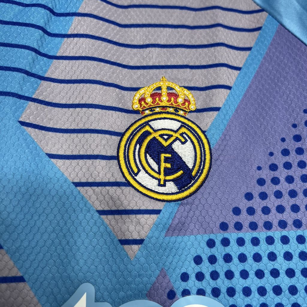 Real Madrid 2024/25 Goalkeeper Shirt