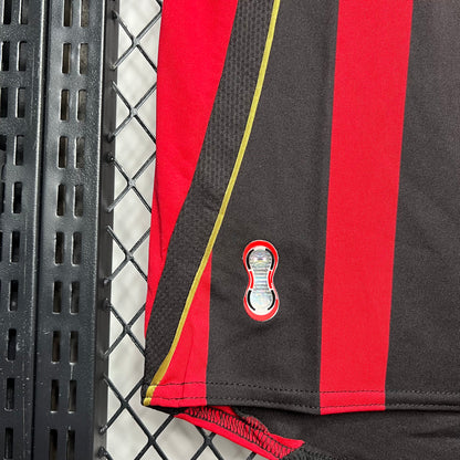 Retro AC Milan 2006/07 Home Shirt