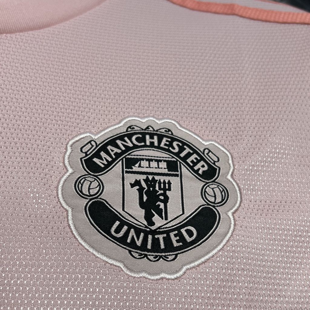 Retro Manchester United 2018/19 Away Shirt