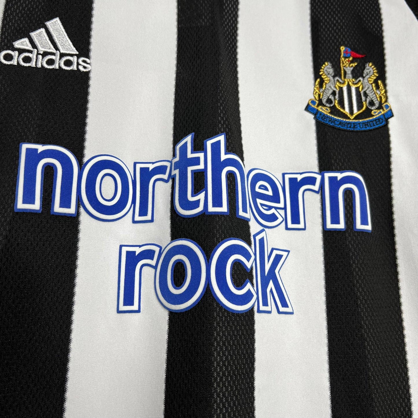 Retro Newcastle United 2003/05 Home Long Sleeves Shirt