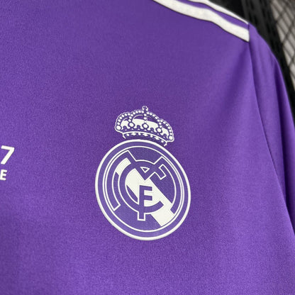 Retro Real Madrid 2016/17 Away Shirt