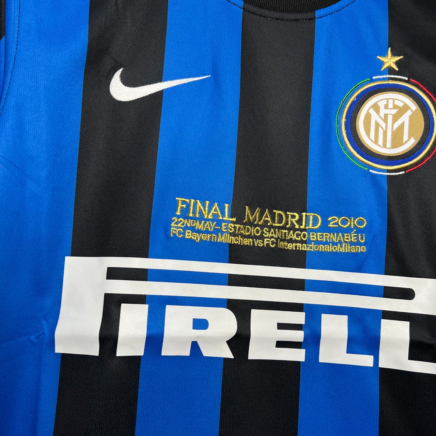 Retro Inter Milan 2009/10 Home Shirt