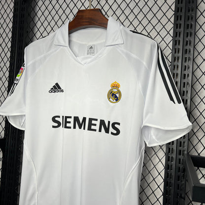 Retro Real Madrid 2005/06 Home Shirt